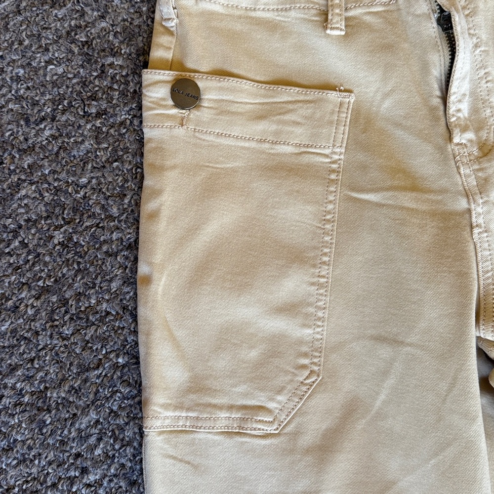 LOLA Yellow High-Rise Jeans - Willow-SS - Picture 2 of 6